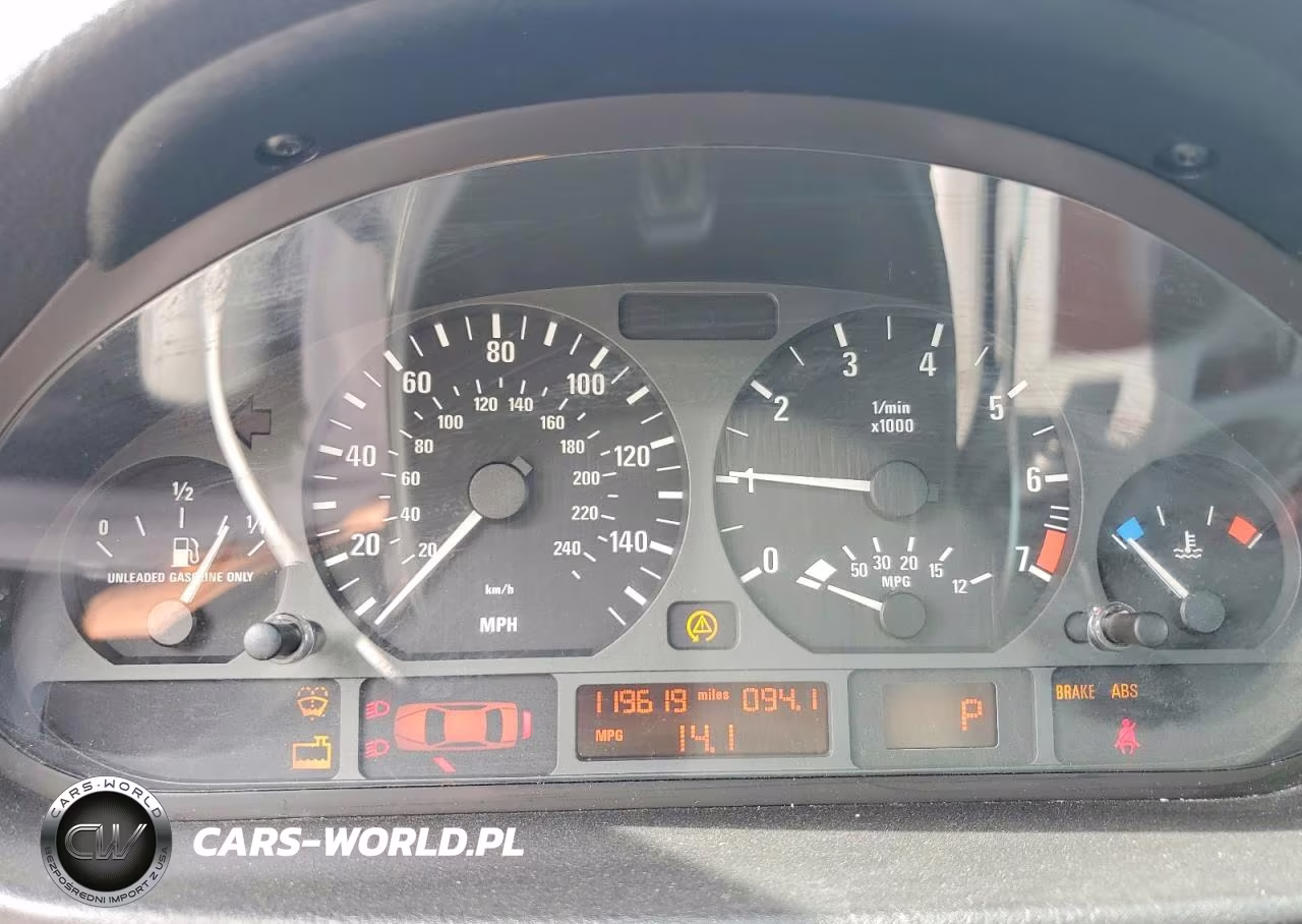 2005 BMW 325 I VIN:WBAEV33465KW17435 - 9