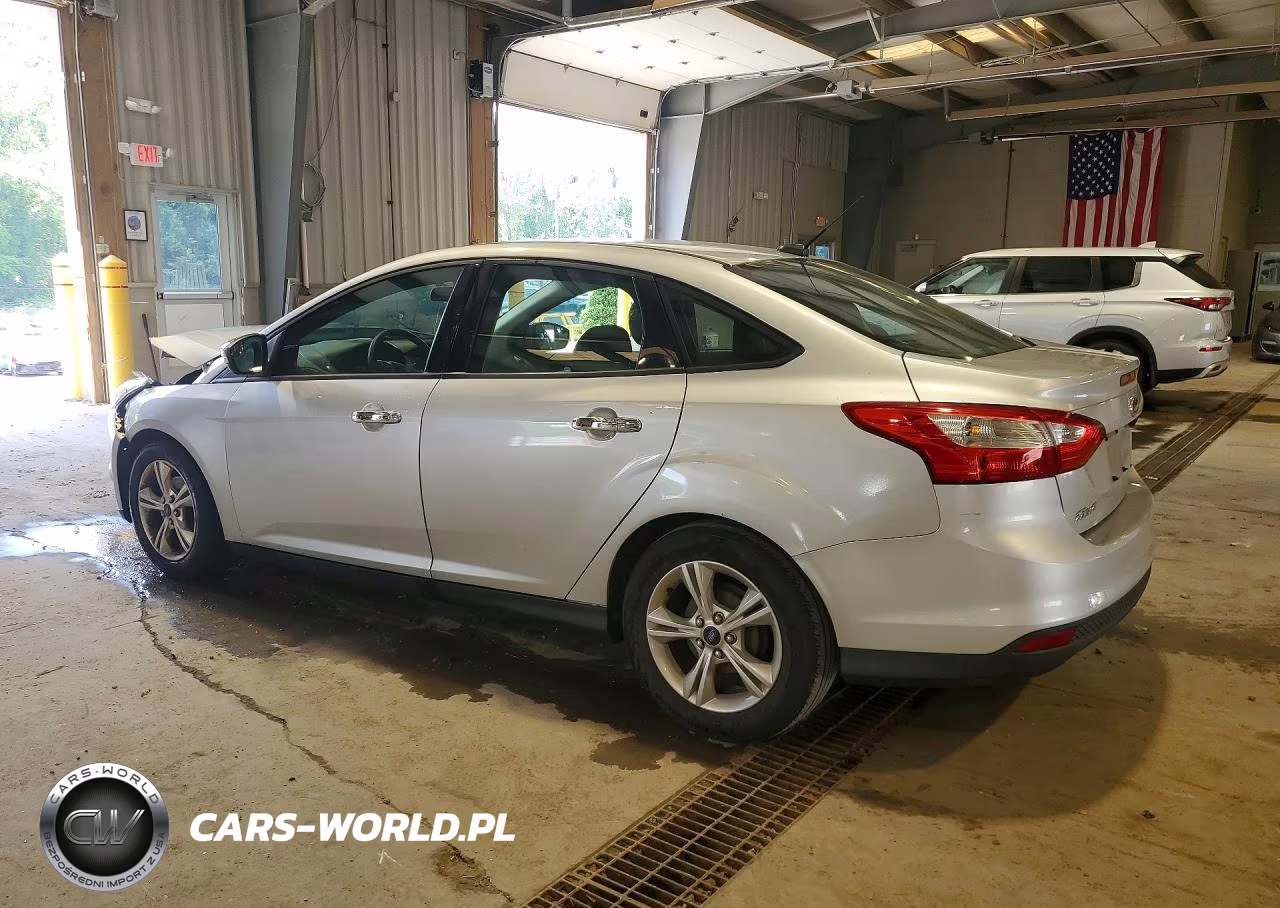 2014 Ford Focus Se VIN:1FADP3F23EL379613 - 2