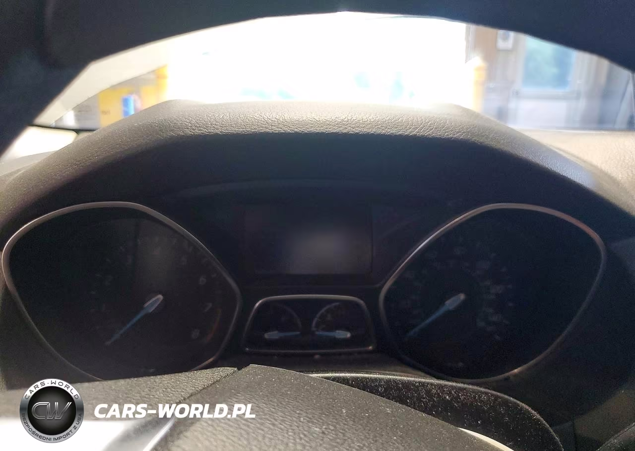 2014 Ford Focus Se VIN:1FADP3F23EL379613 - 9