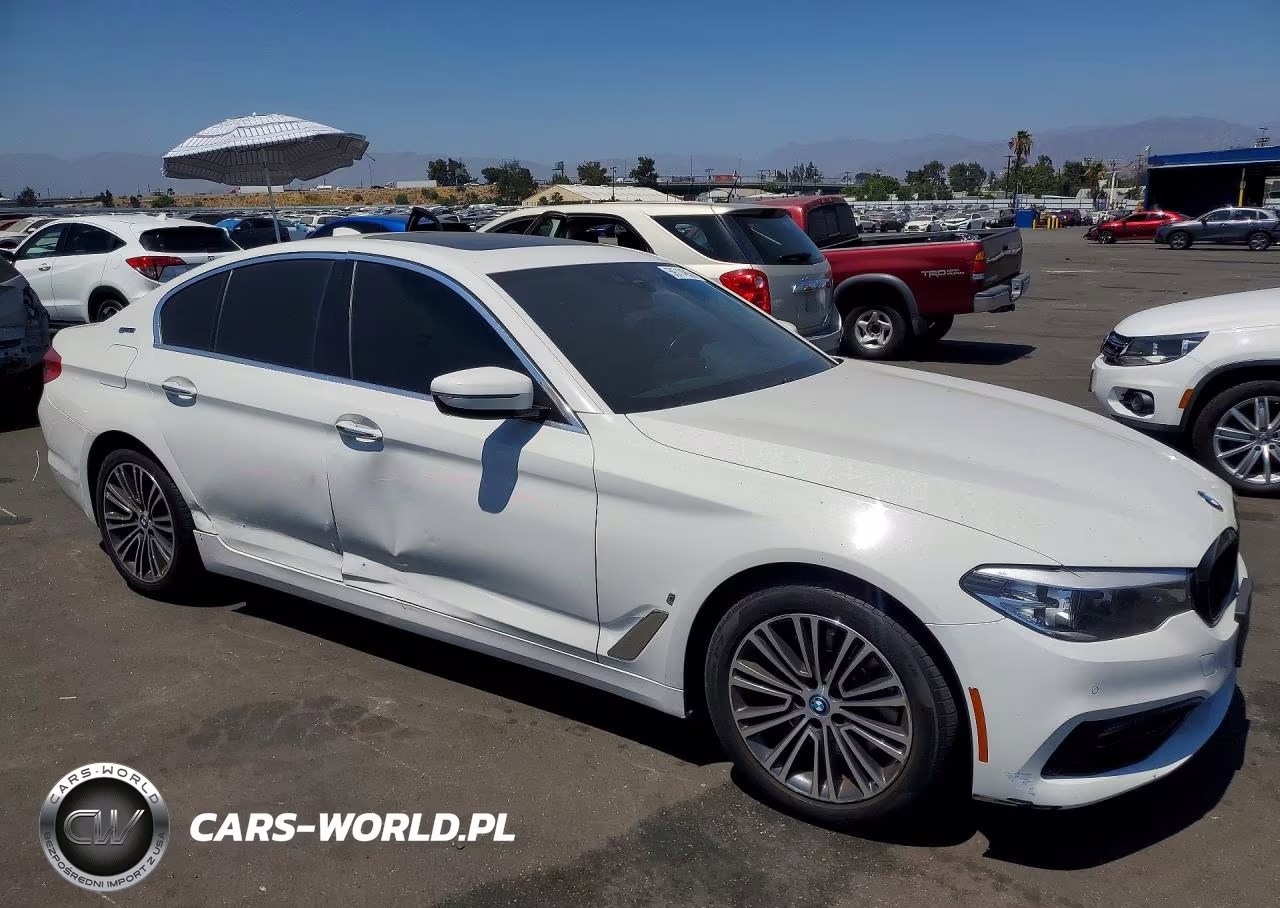 2018 BMW 530E VIN:WBAJA9C5XJB253407 - 4