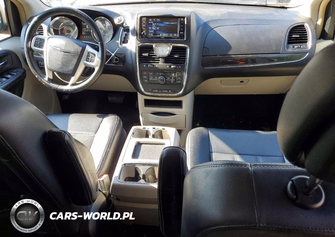 2016 Chrysler Town & Country Touring VIN:2C4RC1BG0GR199727 - 8