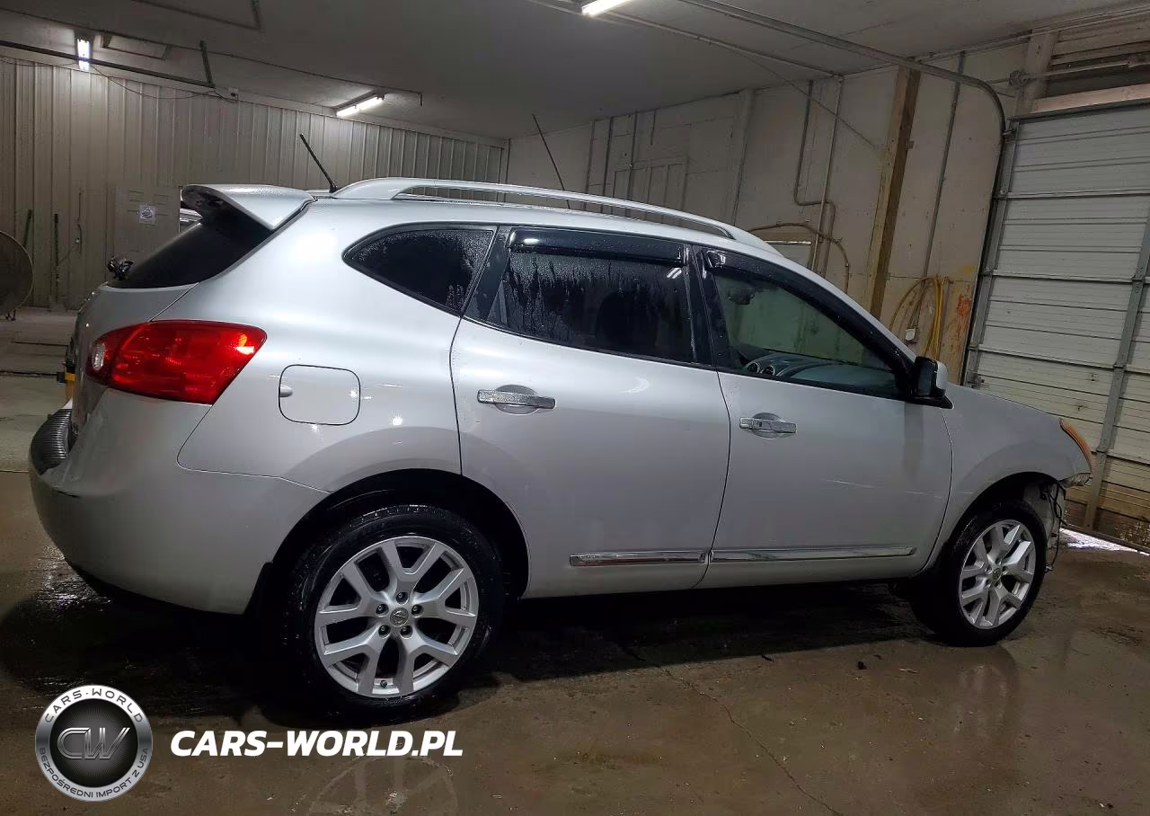 2013 Nissan Rogue S VIN:JN8AS5MVXDW621514 - 3