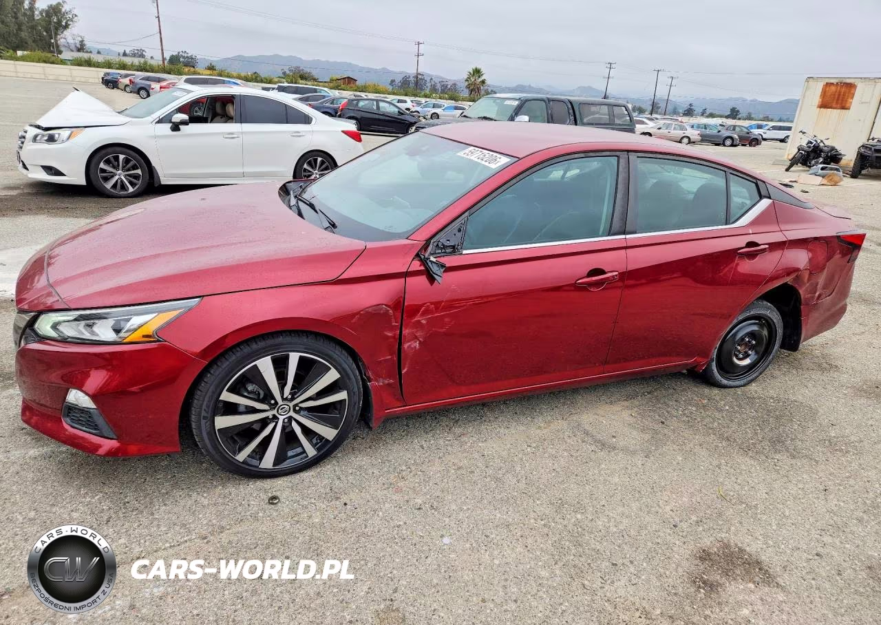 2020 Nissan Altima Sr
