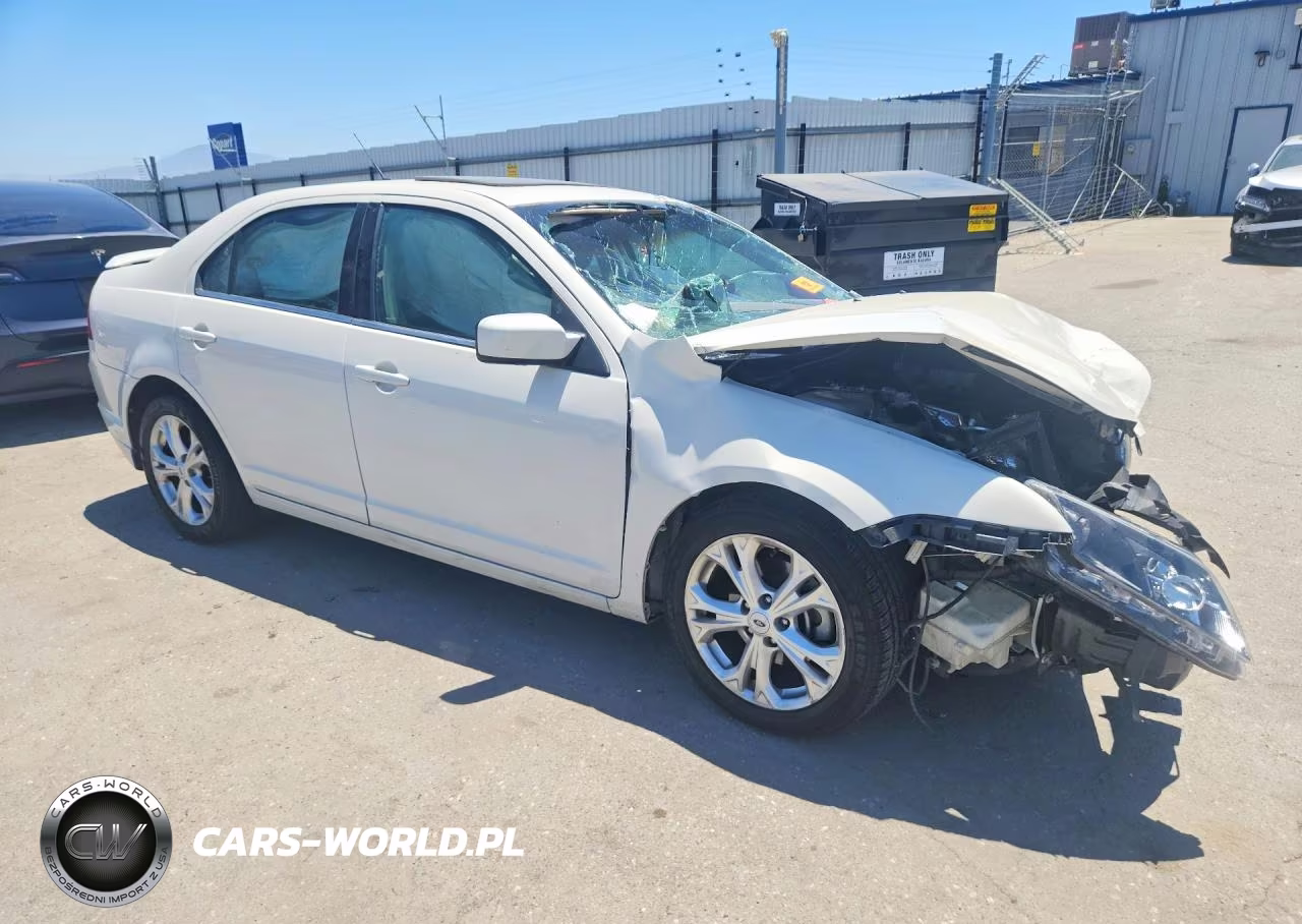 2012 Ford Fusion Se VIN:3FAHP0HA5CR231935 - 4
