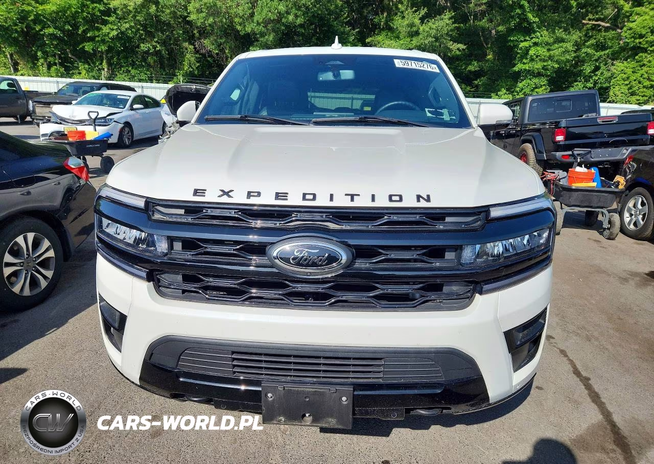 2023 Ford Expedition Limited VIN:1FMJU2A80PEA60622 - 5
