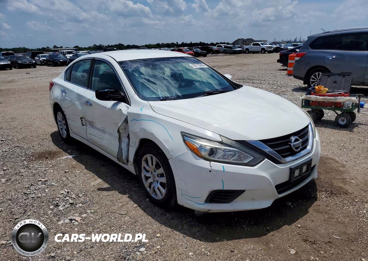 2016 Nissan Altima 2.5 S VIN:1N4AL3AP4GC257539 - 4