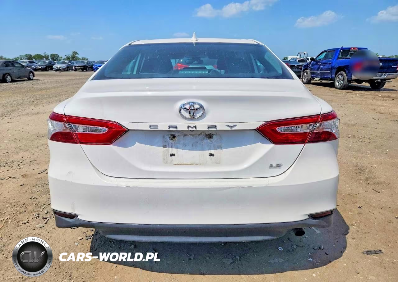 2019 Toyota Camry Le VIN:4T1B11HK4KU213039 - 6