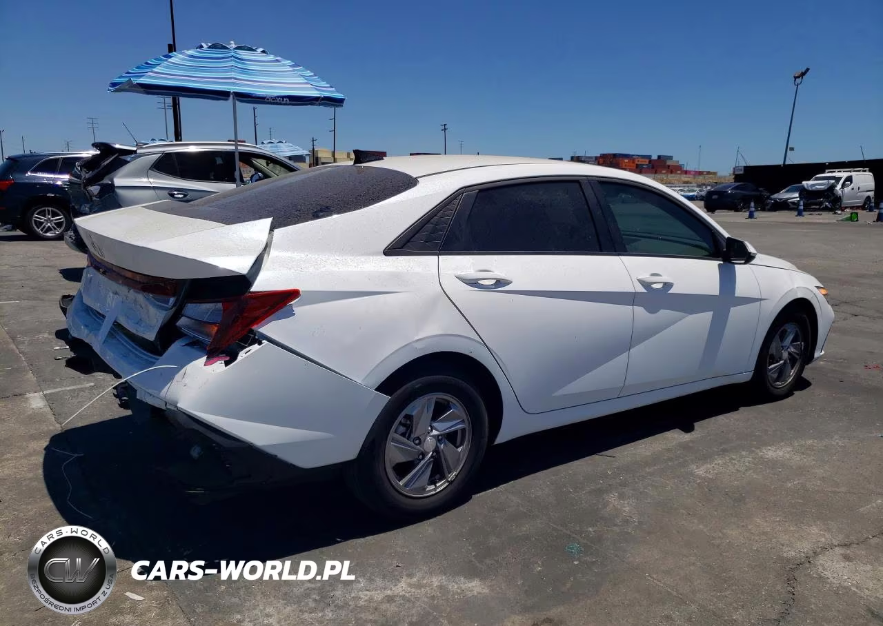 2025 Hyundai Elantra Se VIN:KMHLL4DG7SU010745 - 3