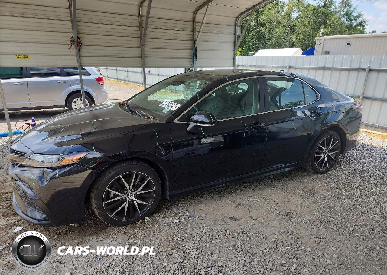 2022 Toyota Camry Se – zdjęcie 1 z 12