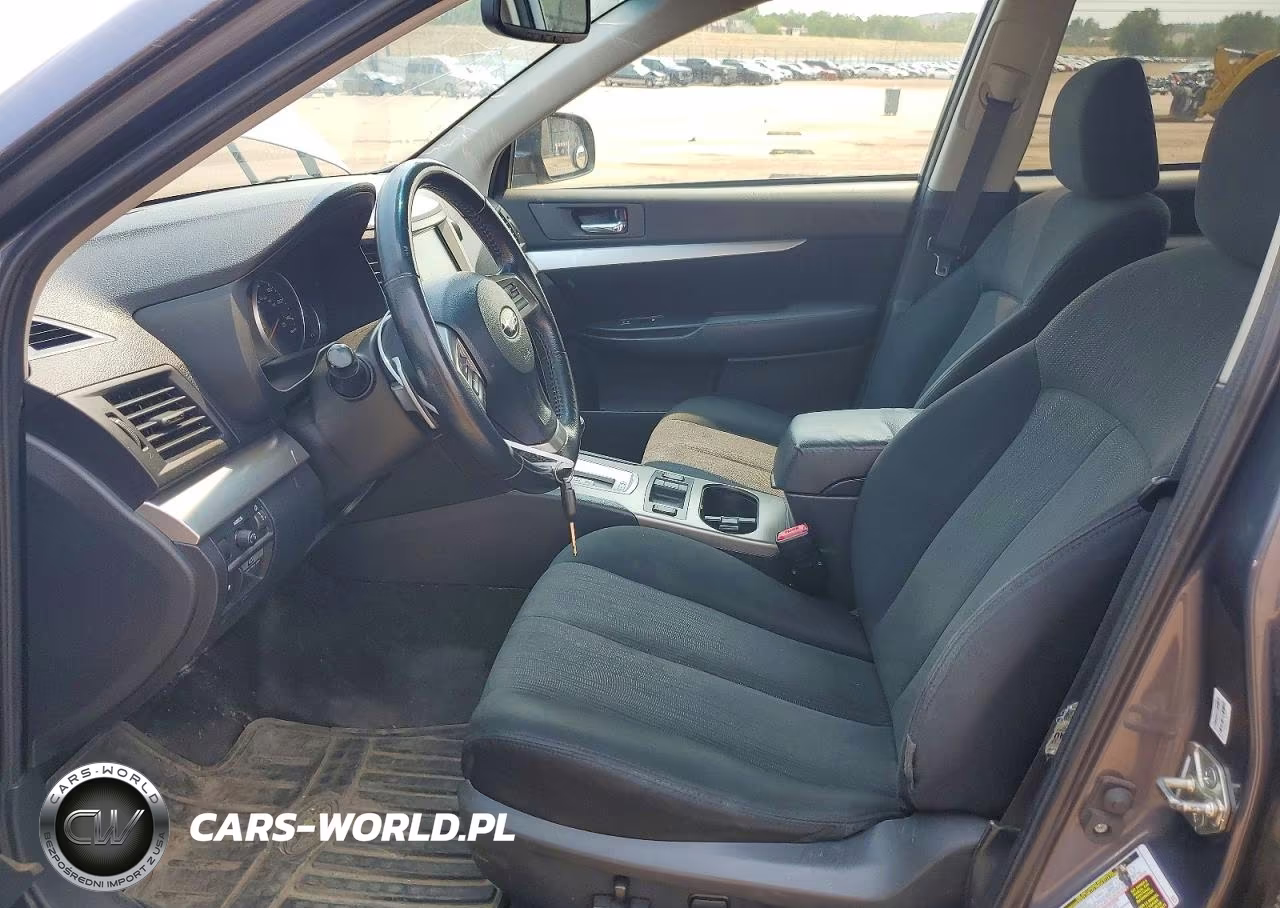 2014 Subaru Outback 2.5I Premium VIN:4S4BRBECXE3220454 - 7