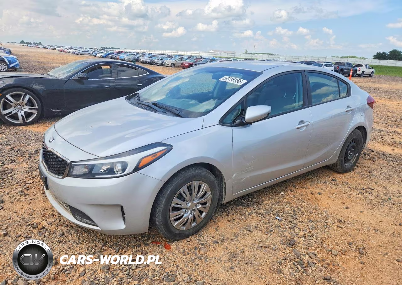2017 Kia Forte Lx VIN:3KPFK4A7XHE049247 - 1