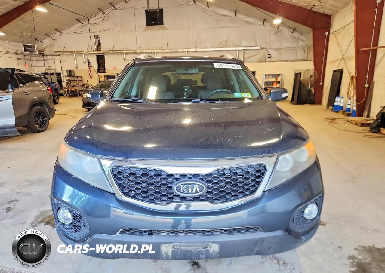 2011 Kia Sorento Lx VIN:5XYKT4A26BG119885 - 5