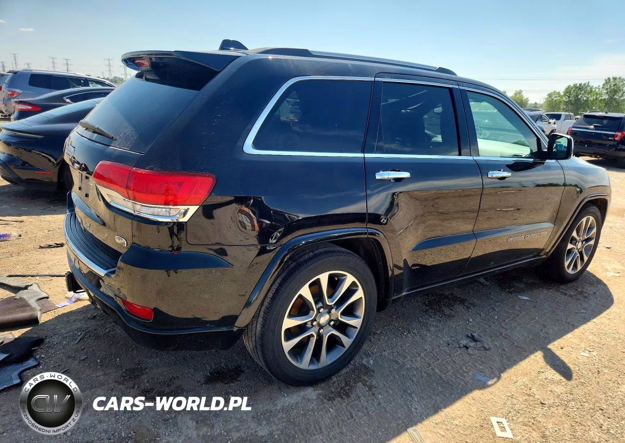 2018 Jeep Grand Cherokee Overland VIN:1C4RJFCG2JC322316 - 3