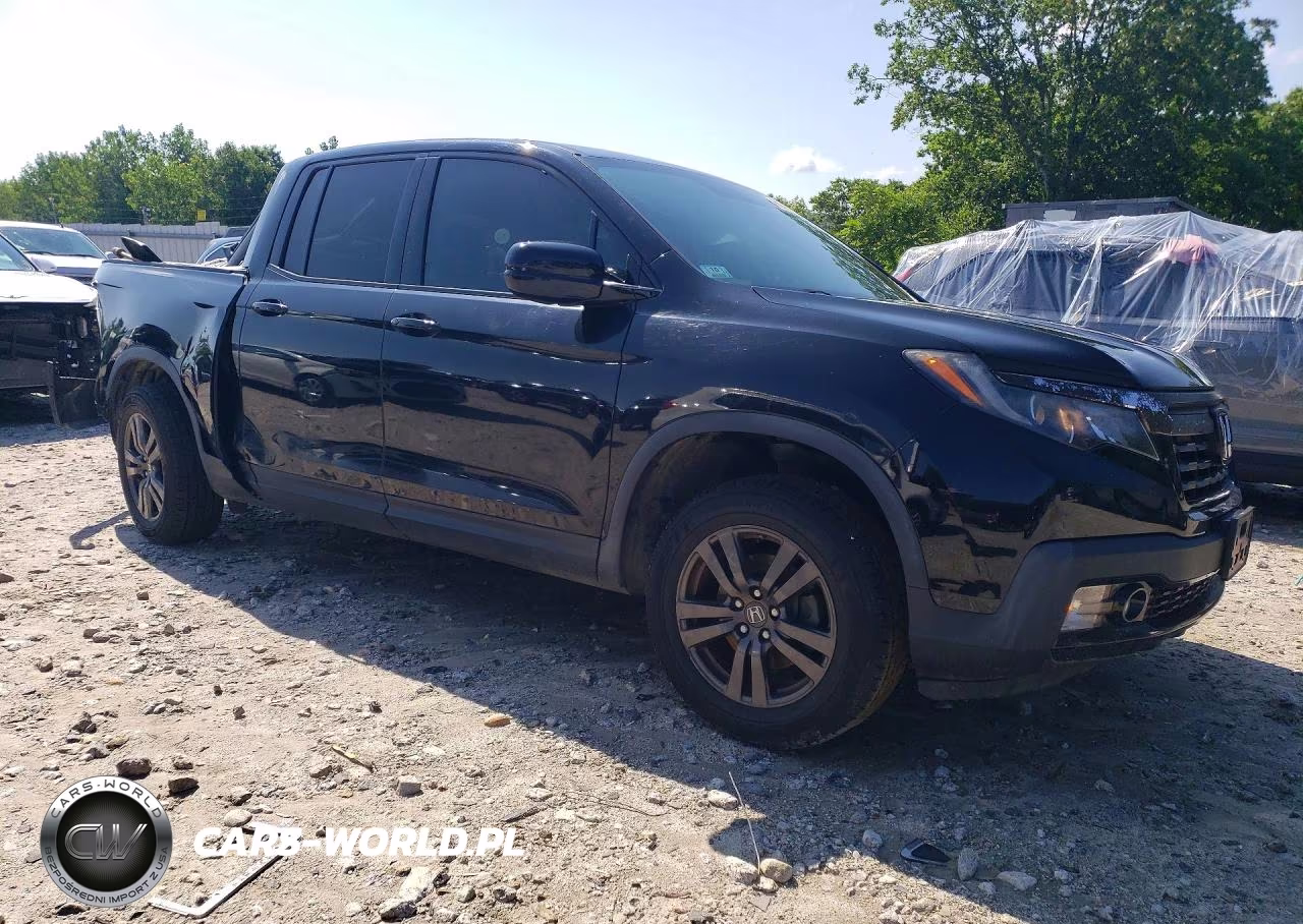 2017 Honda Ridgeline Sport VIN:5FPYK3F16HB017128 - 4