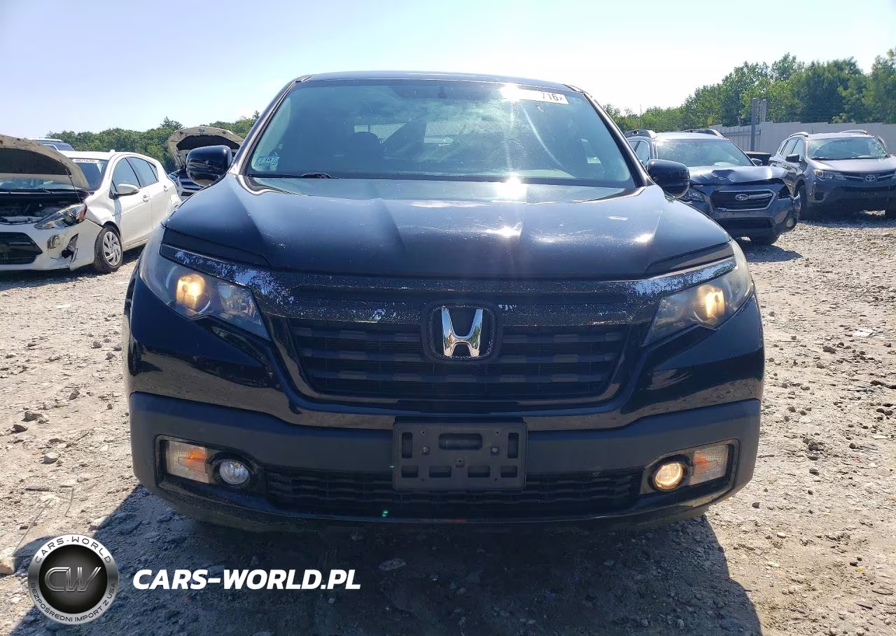 2017 Honda Ridgeline Sport VIN:5FPYK3F16HB017128 - 5