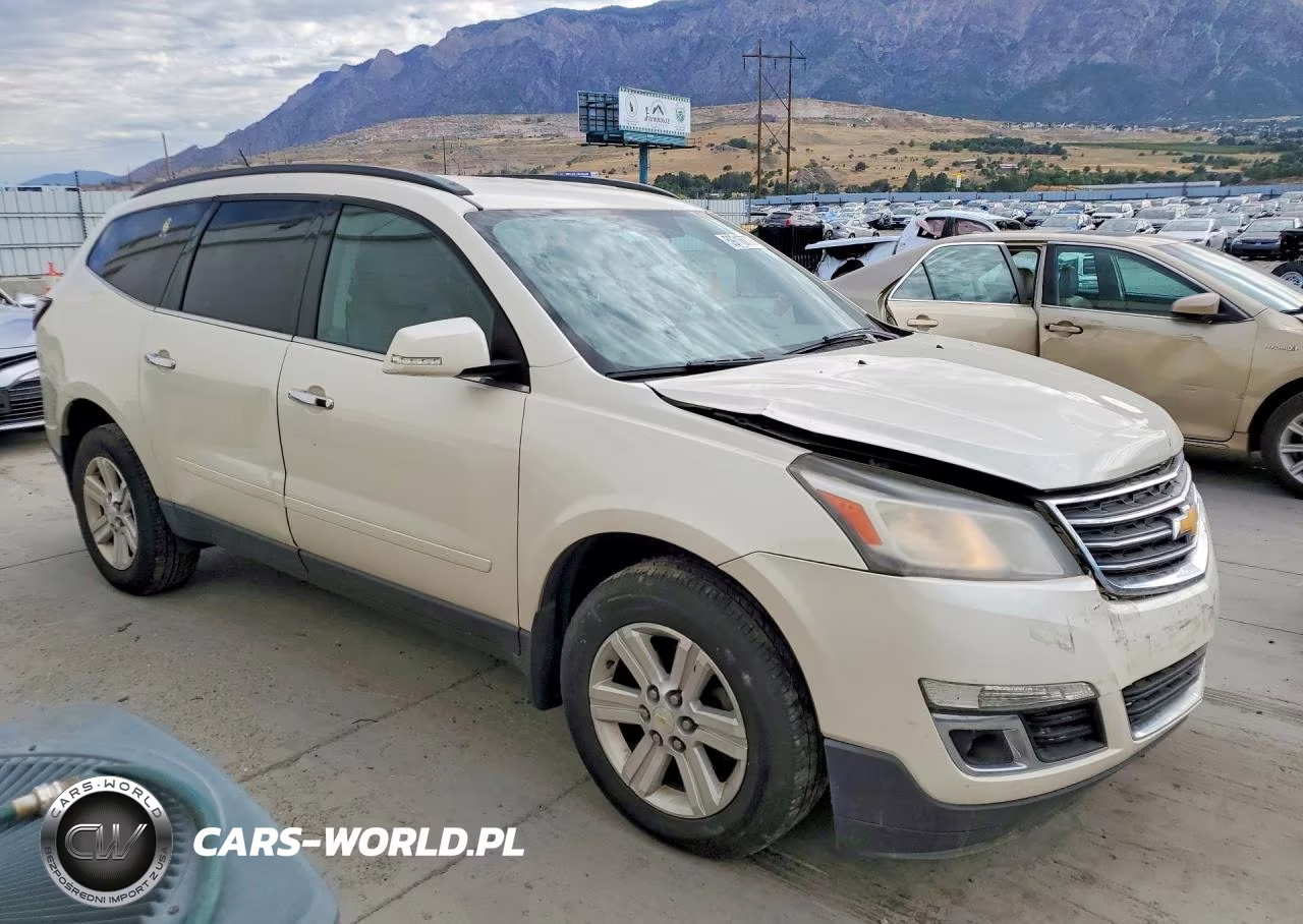 2014 Chevrolet Traverse Lt VIN:1GNKVGKD0EJ167423 - 4