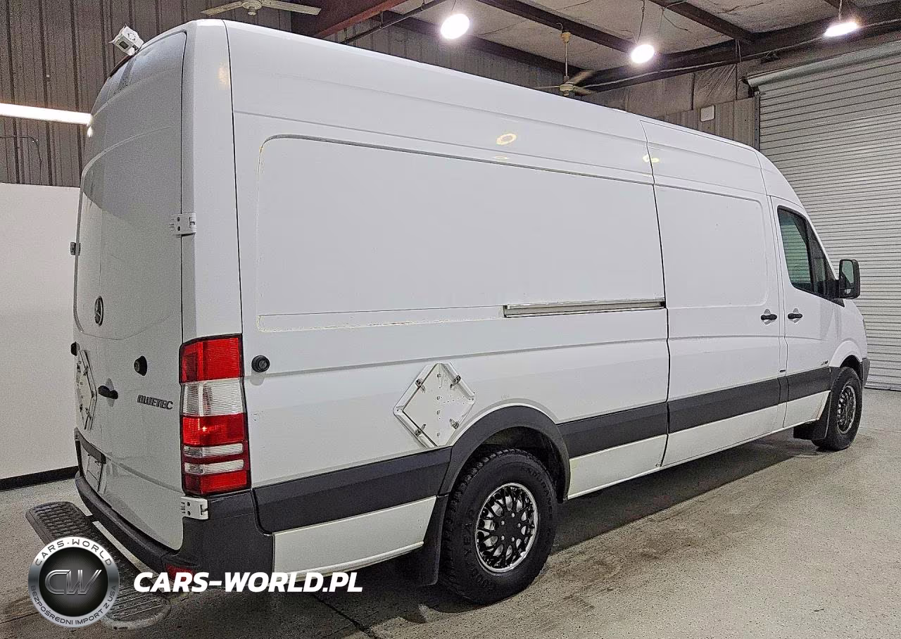 2012 Mercedes-Benz Sprinter 2500 VIN:WD3PE8CB3C5612268 - 3