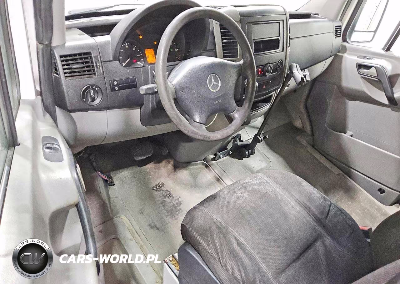 2012 Mercedes-Benz Sprinter 2500 VIN:WD3PE8CB3C5612268 - 8