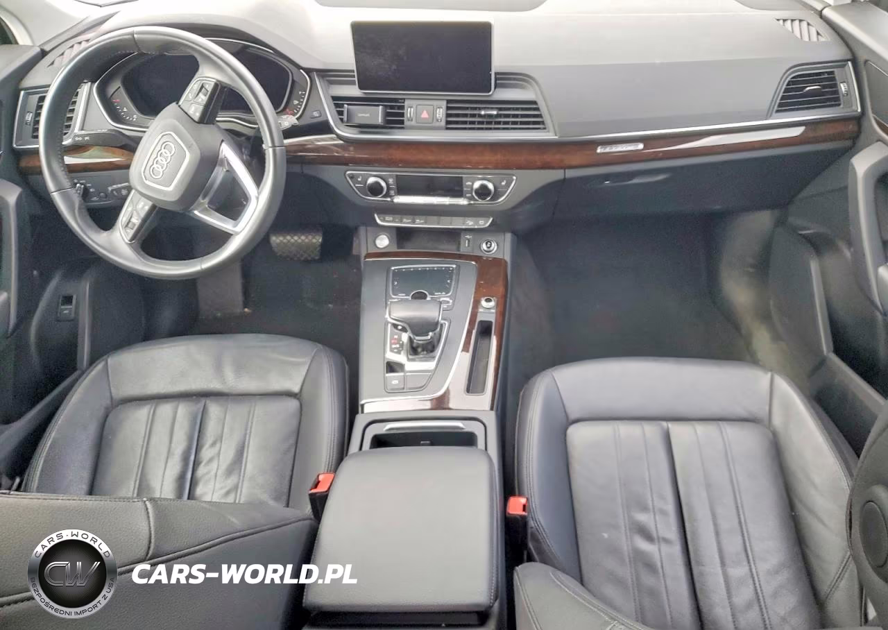 2018 Audi Q5 Premium VIN:WA1ANAFY4J2202123 - 8