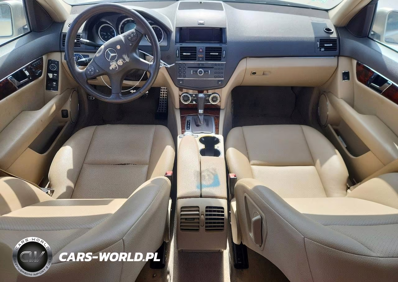 2010 Mercedes-Benz C 300 VIN:WDDGF5EB6AR107190 - 8