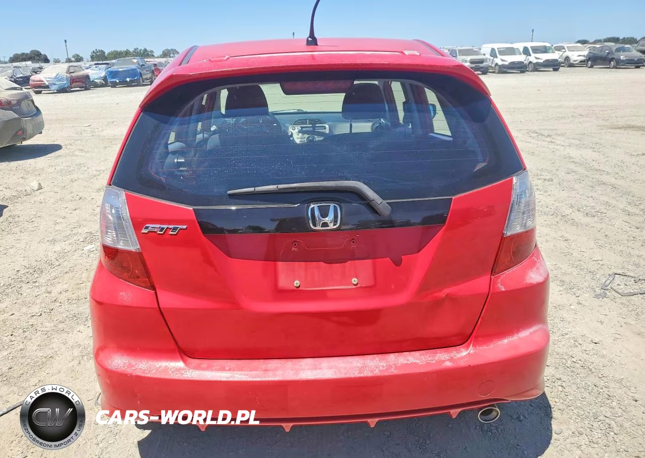 2011 Honda Fit Sport VIN:JHMGE8H58BC011827 - 6