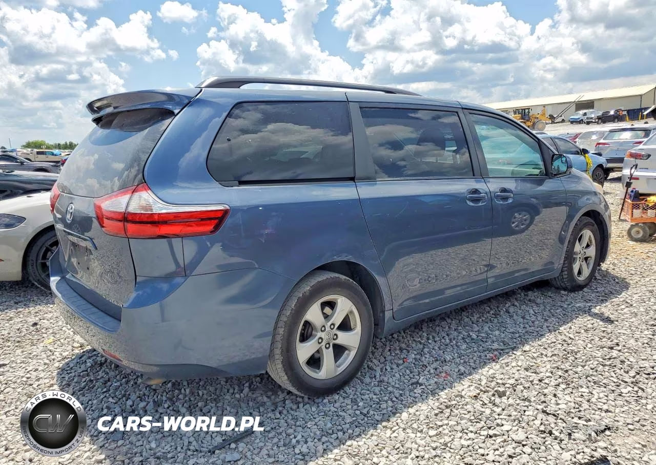2016 Toyota Sienna Le VIN:5TDKK3DC3GS701373 - 3