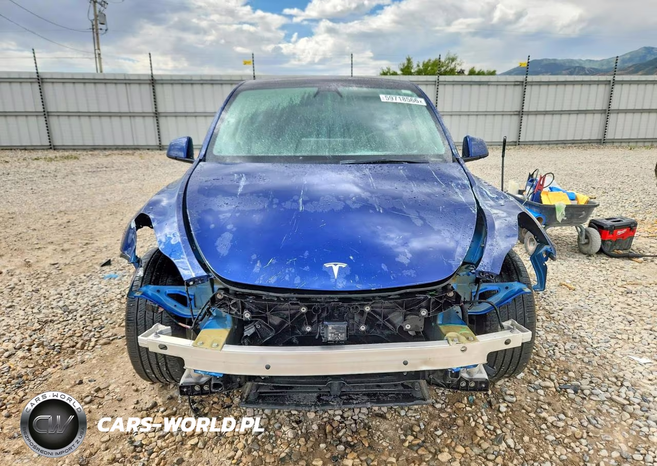 2021 Tesla Model Y VIN:5YJYGDEE2MF161502 - 5