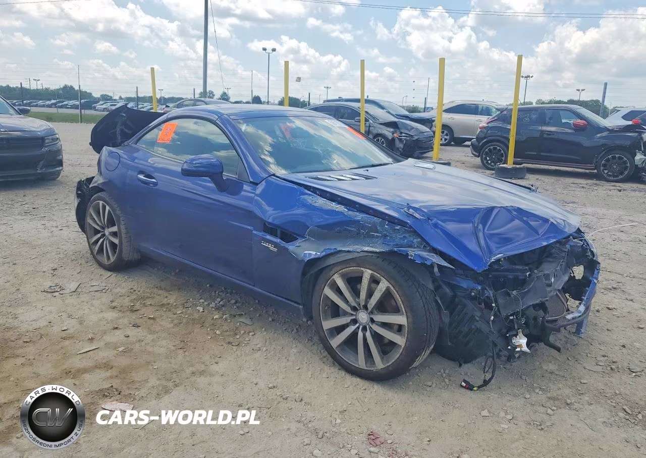 2017 Mercedes-Benz Slc 300 VIN:WDDPK3JA8HF127014 - 4