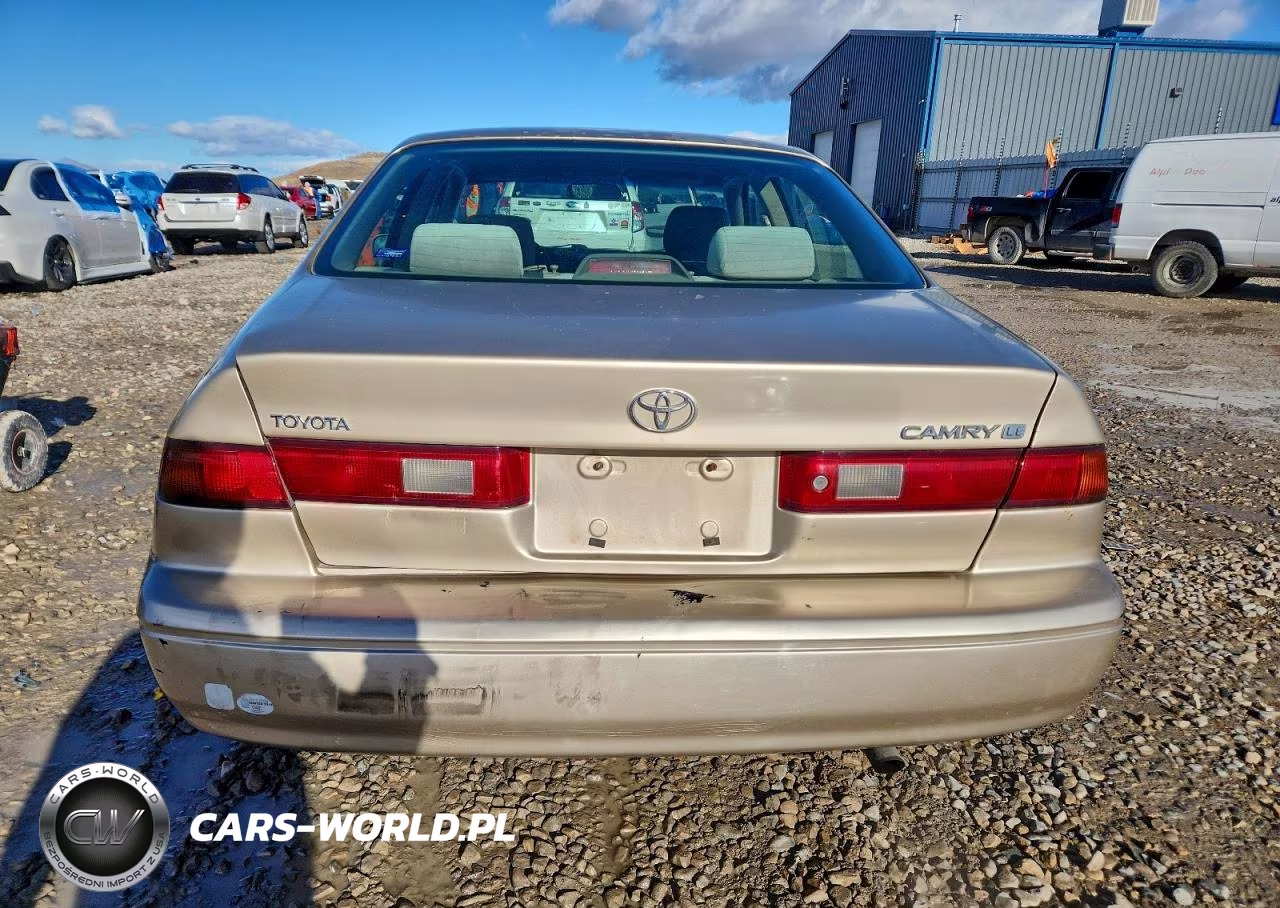 1999 Toyota Camry Le VIN:JT2BG22K4X0268373 - 6