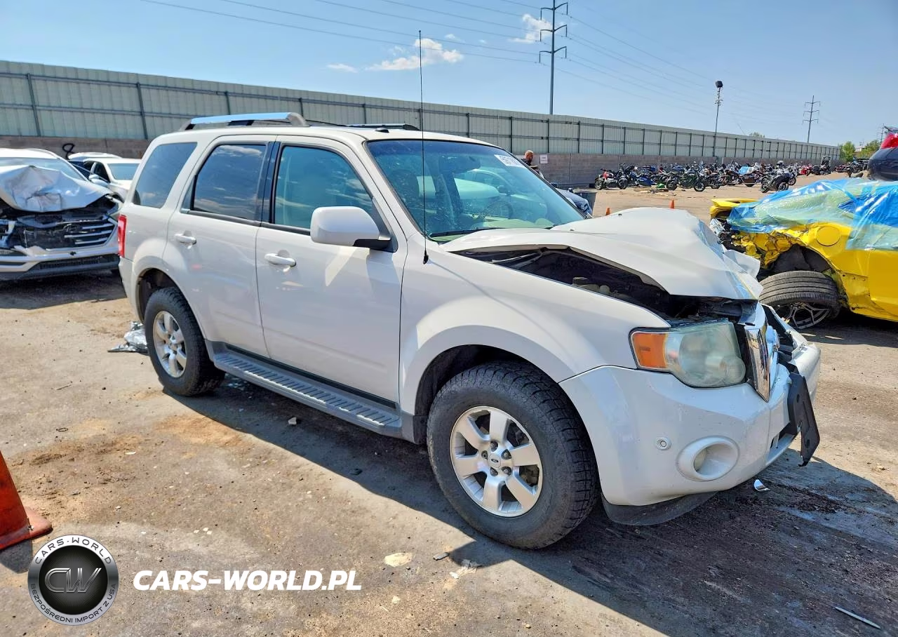 2010 Ford Escape Limited VIN:1FMCU9EG8AKD27131 - 4