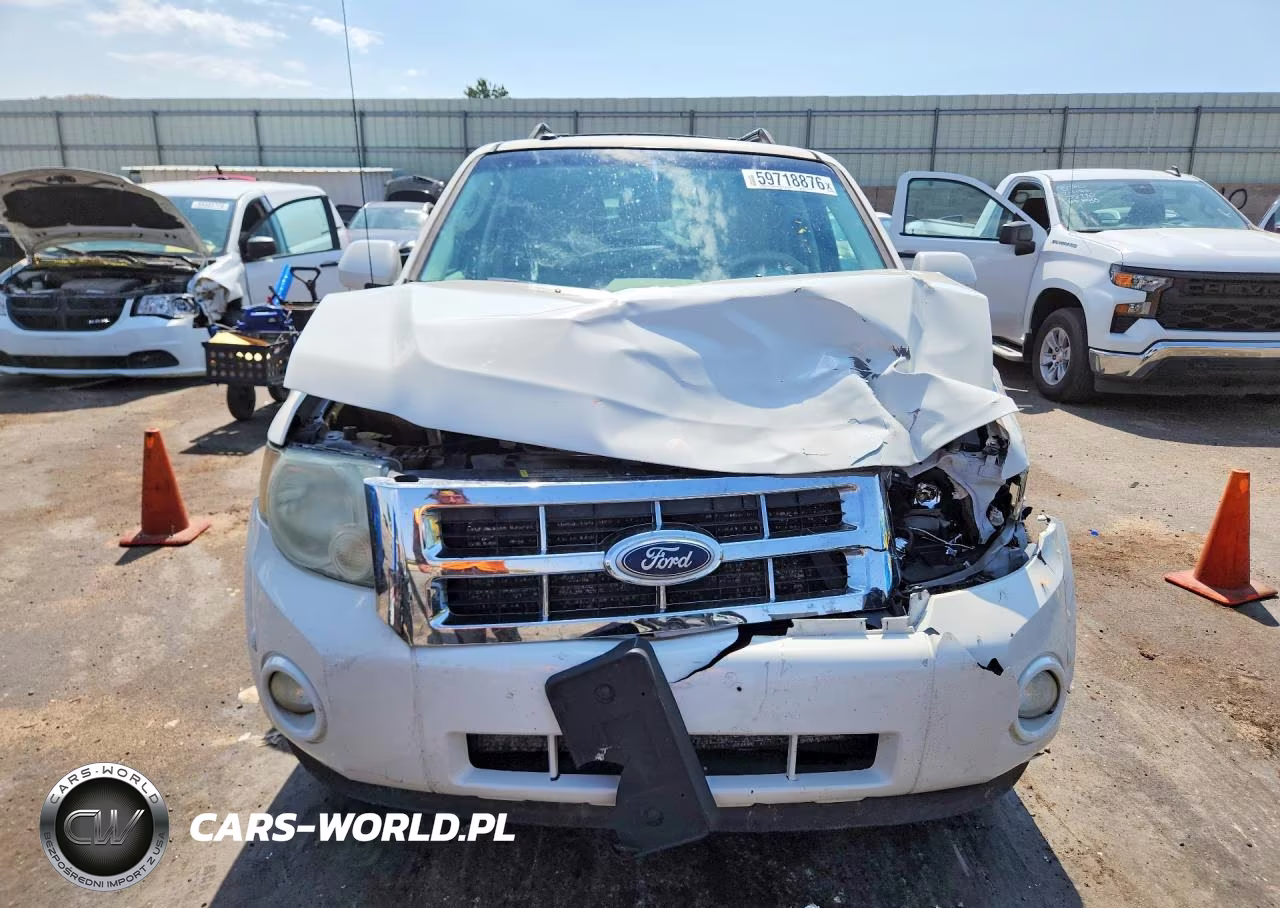 2010 Ford Escape Limited VIN:1FMCU9EG8AKD27131 - 5