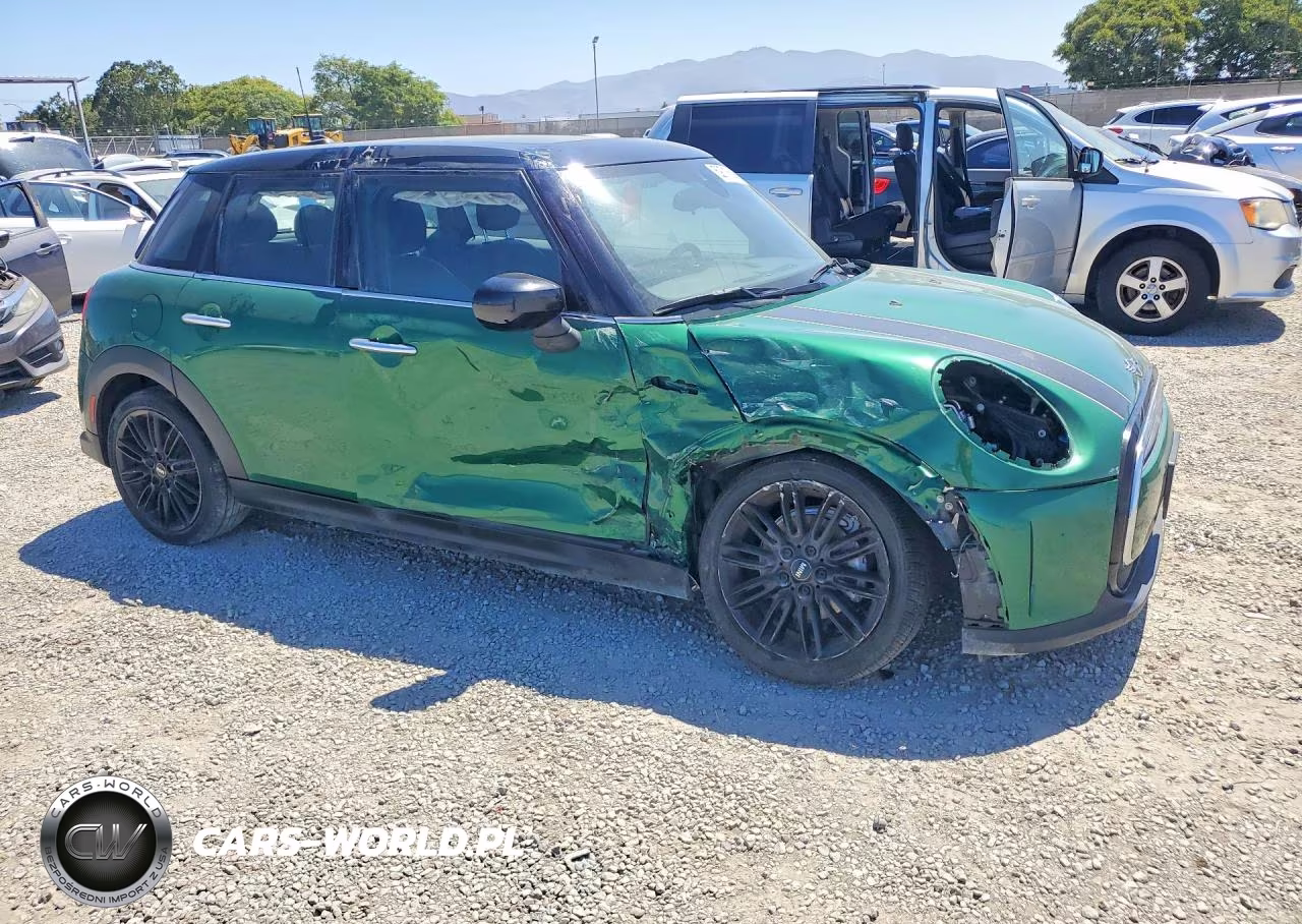 2022 Mini Hardtop Oxford Edition VIN:WMW33DK08N2R94303 - 4