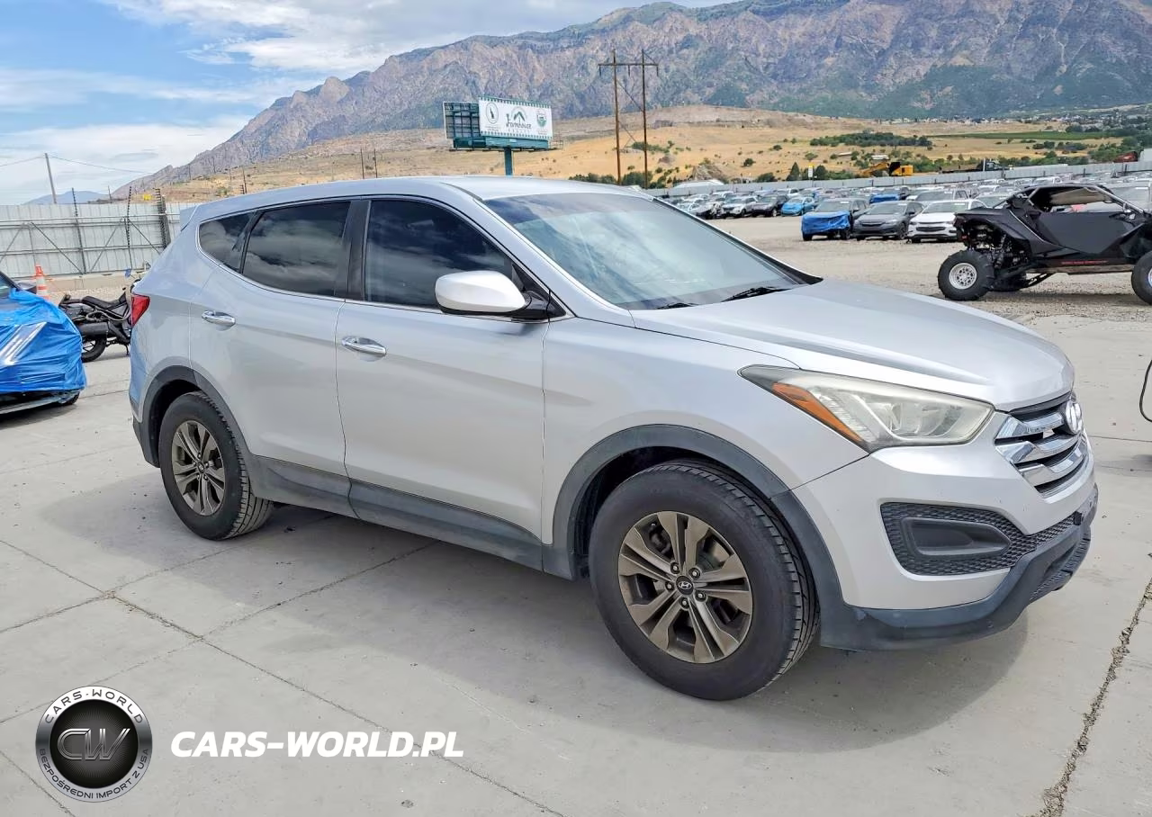 2016 Hyundai Santa Fe Sport 2.4L VIN:5XYZT3LB5GG314082 - 4