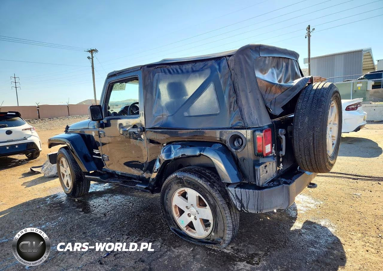 2007 Jeep Wrangler Sahara VIN:1J4FA54167L125935 - 2