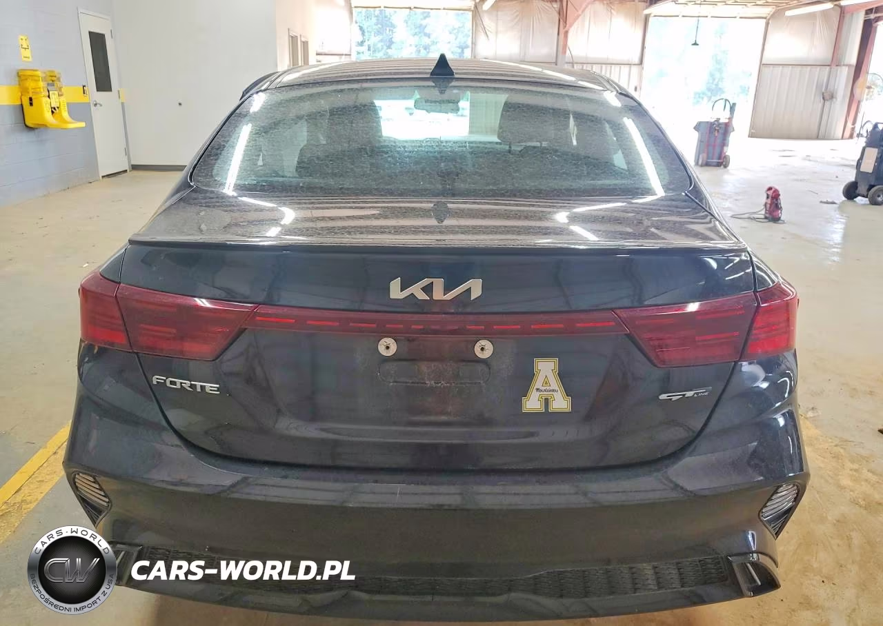 2022 Kia Forte Gt Line VIN:3KPF54AD4NE450172 - 6