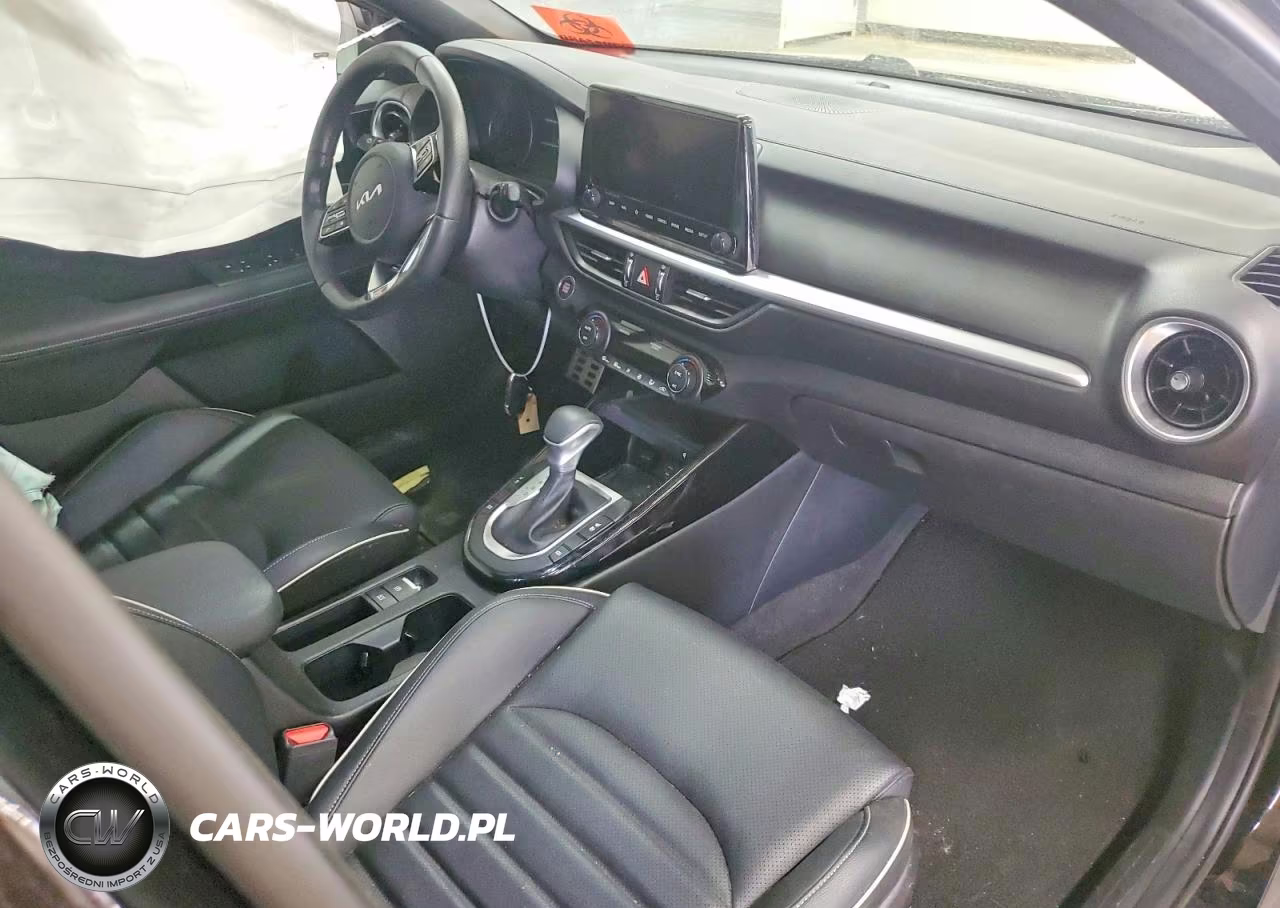 2022 Kia Forte Gt Line VIN:3KPF54AD4NE450172 - 8