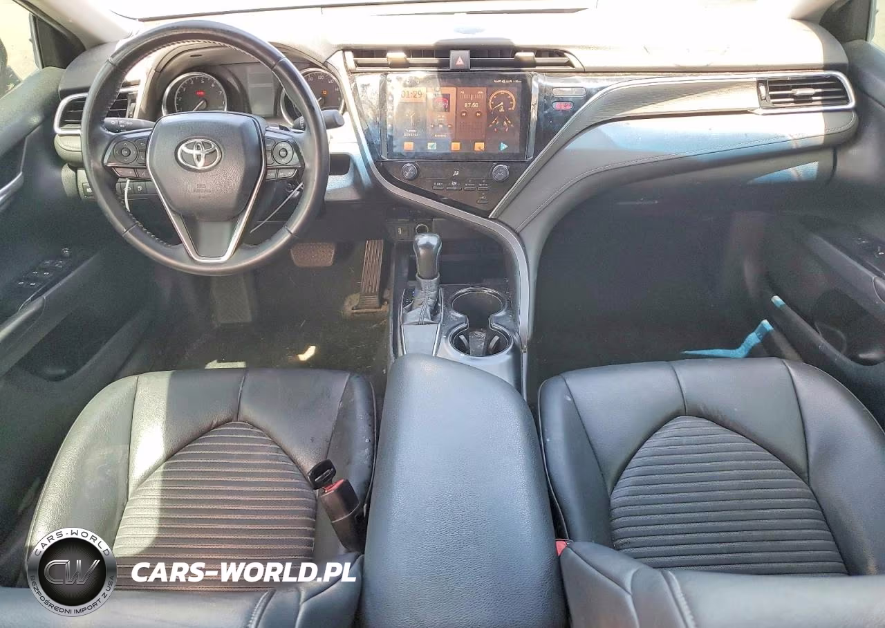 2018 Toyota Camry Se VIN:4T1B11HK3JU115053 - 8