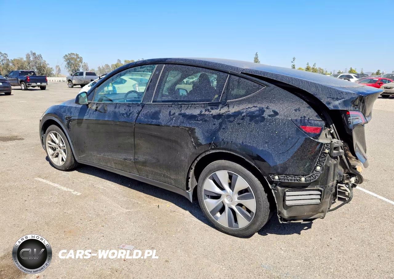 2021 Tesla Model Y VIN:5YJYGAED5MF136292 - 2