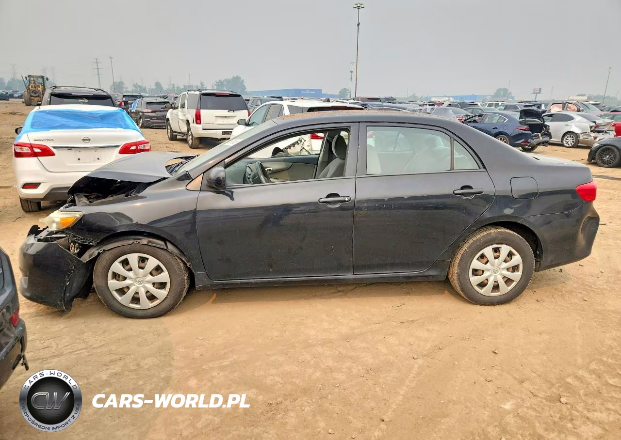 2010 Toyota Corolla Le – zdjęcie 1 z 12