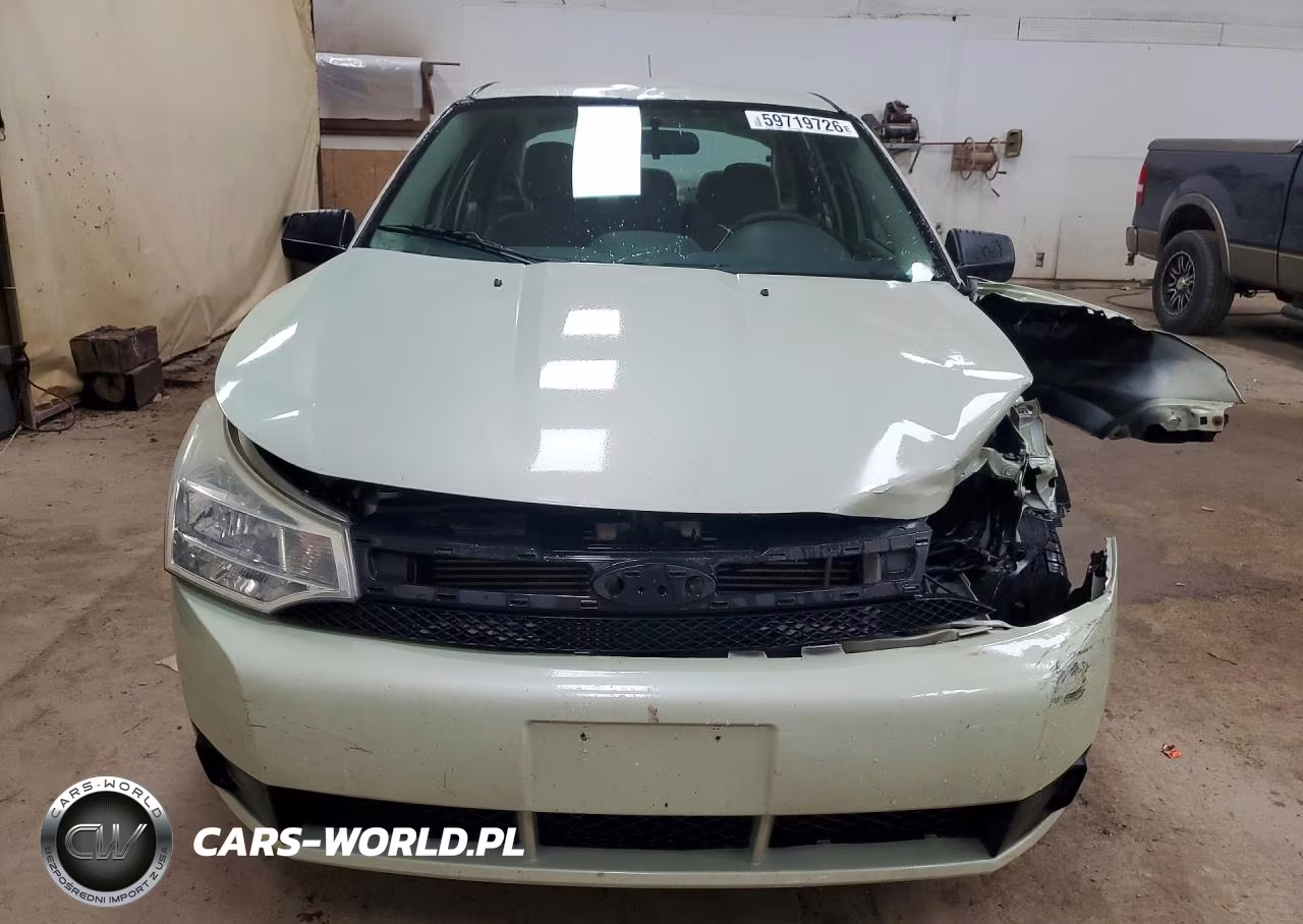 2010 Ford Focus Se VIN:1FAHP3FN4AW150104 - 5