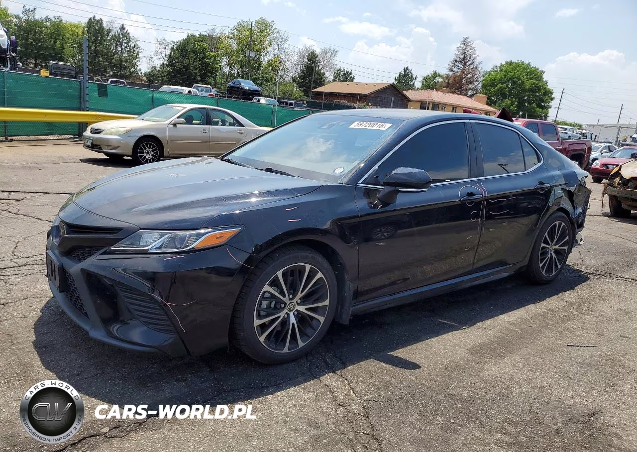 2020 Toyota Camry Se