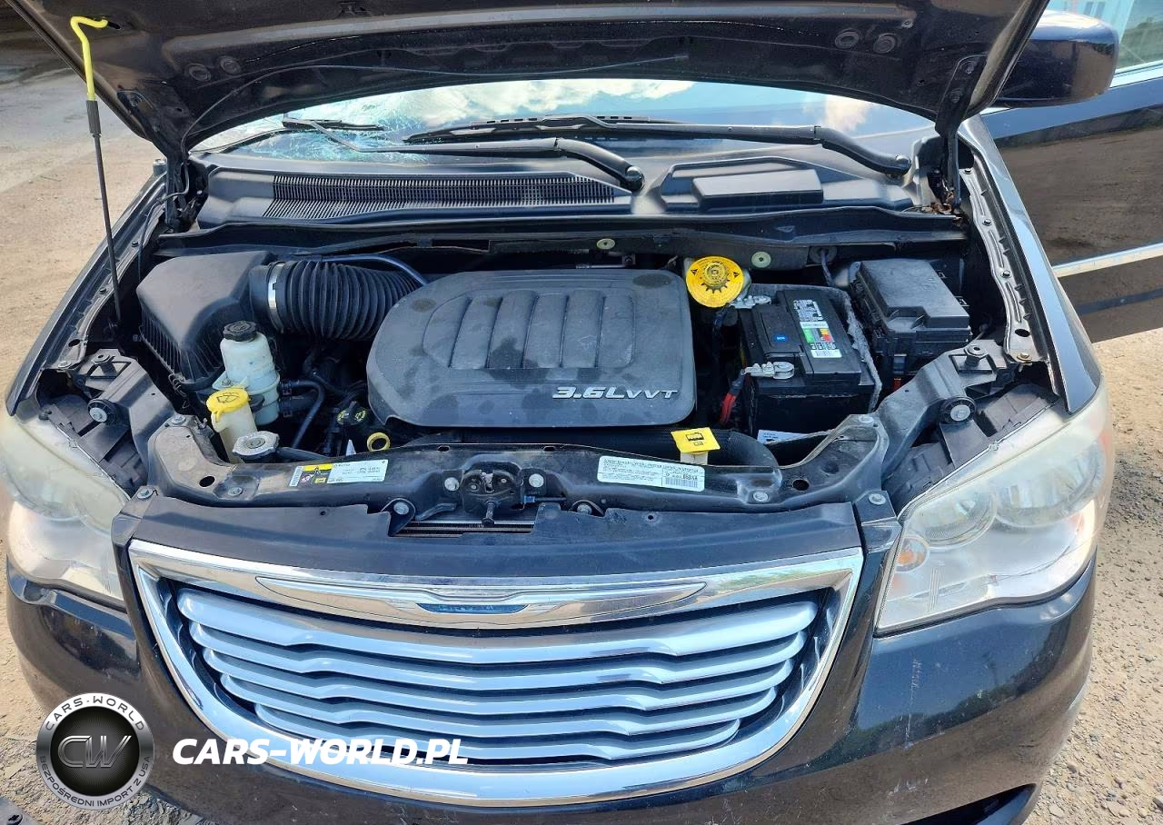 2014 Chrysler Town & Country Touring VIN:2C4RC1BG9ER363828 - 12