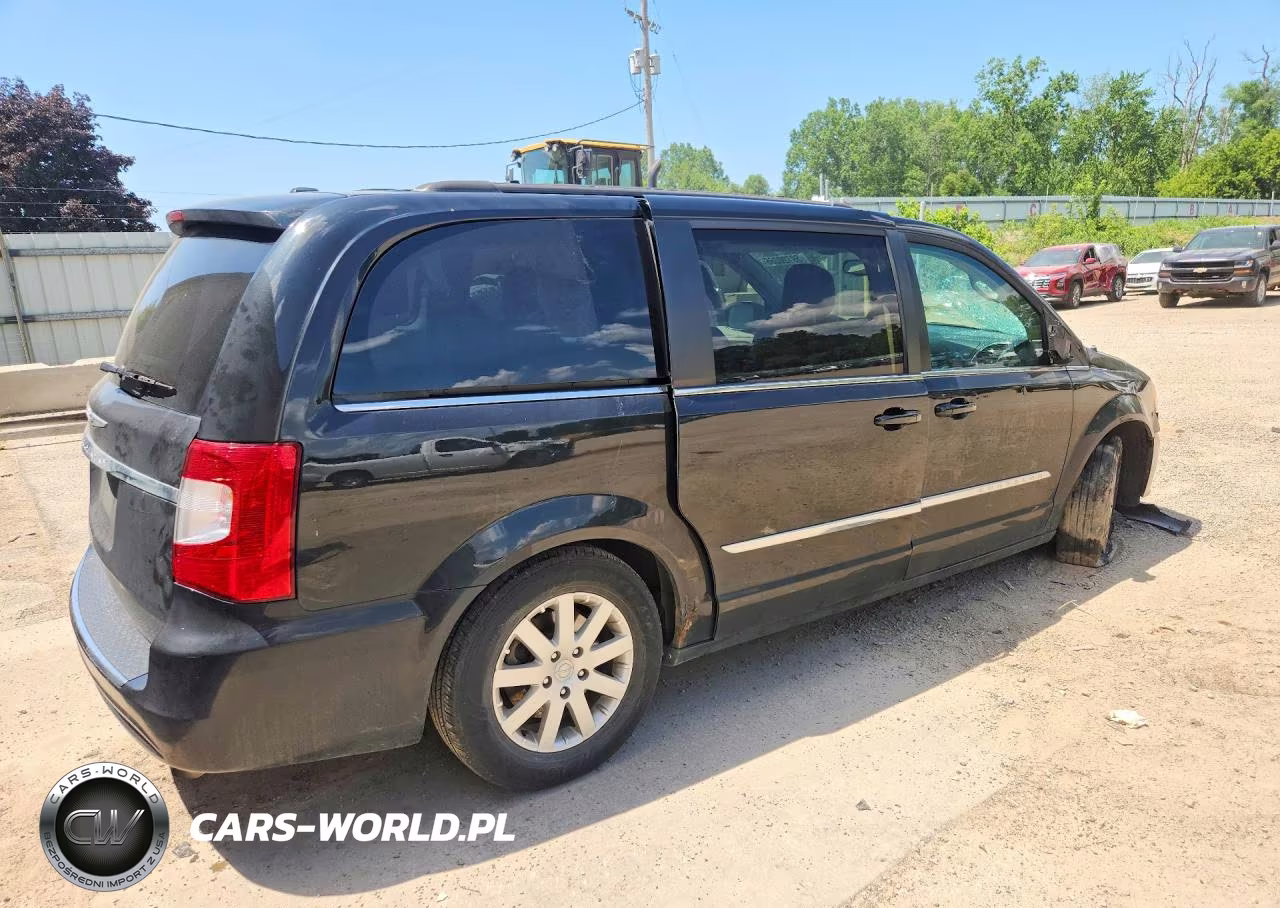 2014 Chrysler Town & Country Touring VIN:2C4RC1BG9ER363828 - 3