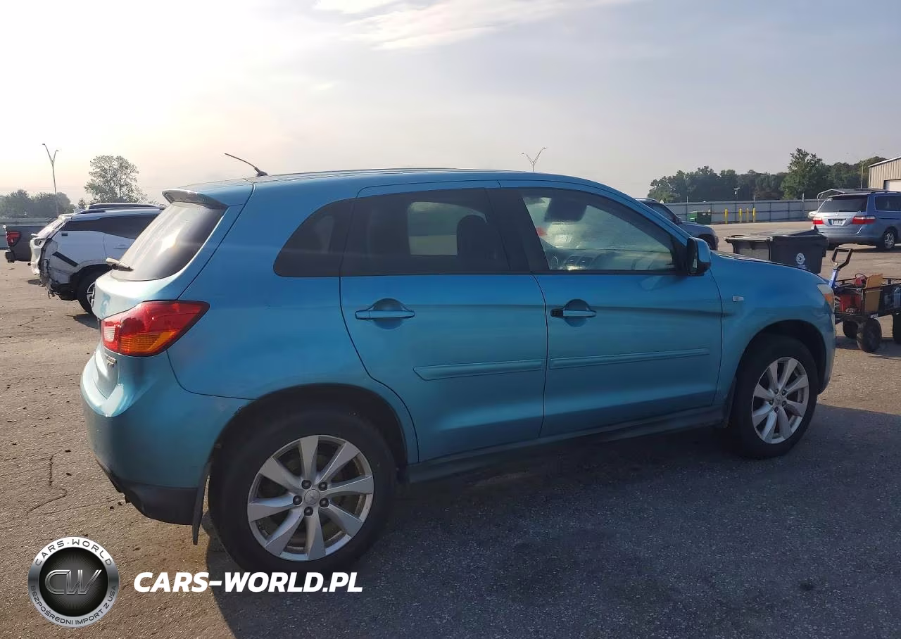 2014 Mits Outlander VIN:4A4AP3AU1EE018044 - 3