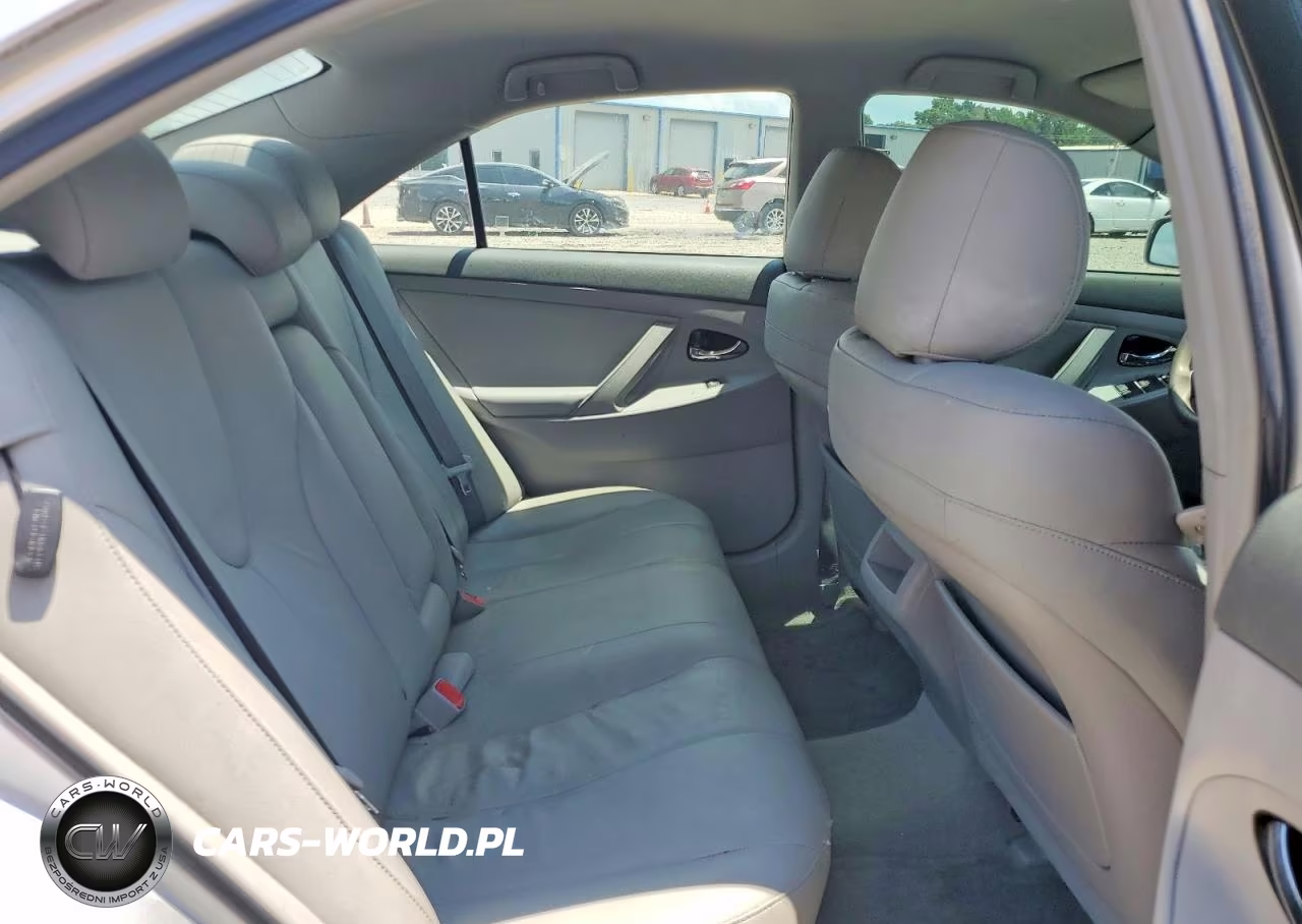 2011 Toyota Camry Le V6 VIN:4T1BK3EK2BU624520 - 10