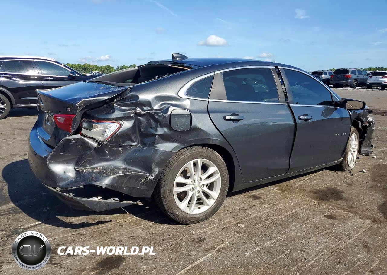 2018 Chevrolet Malibu Lt VIN:1G1ZD5ST2JF177334 - 3