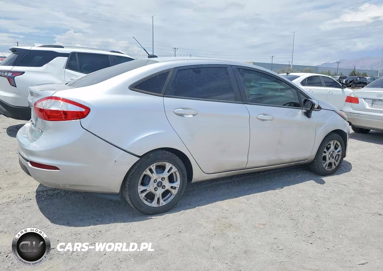 2015 Ford Fiesta Se VIN:3FADP4BJXFM126971 - 3