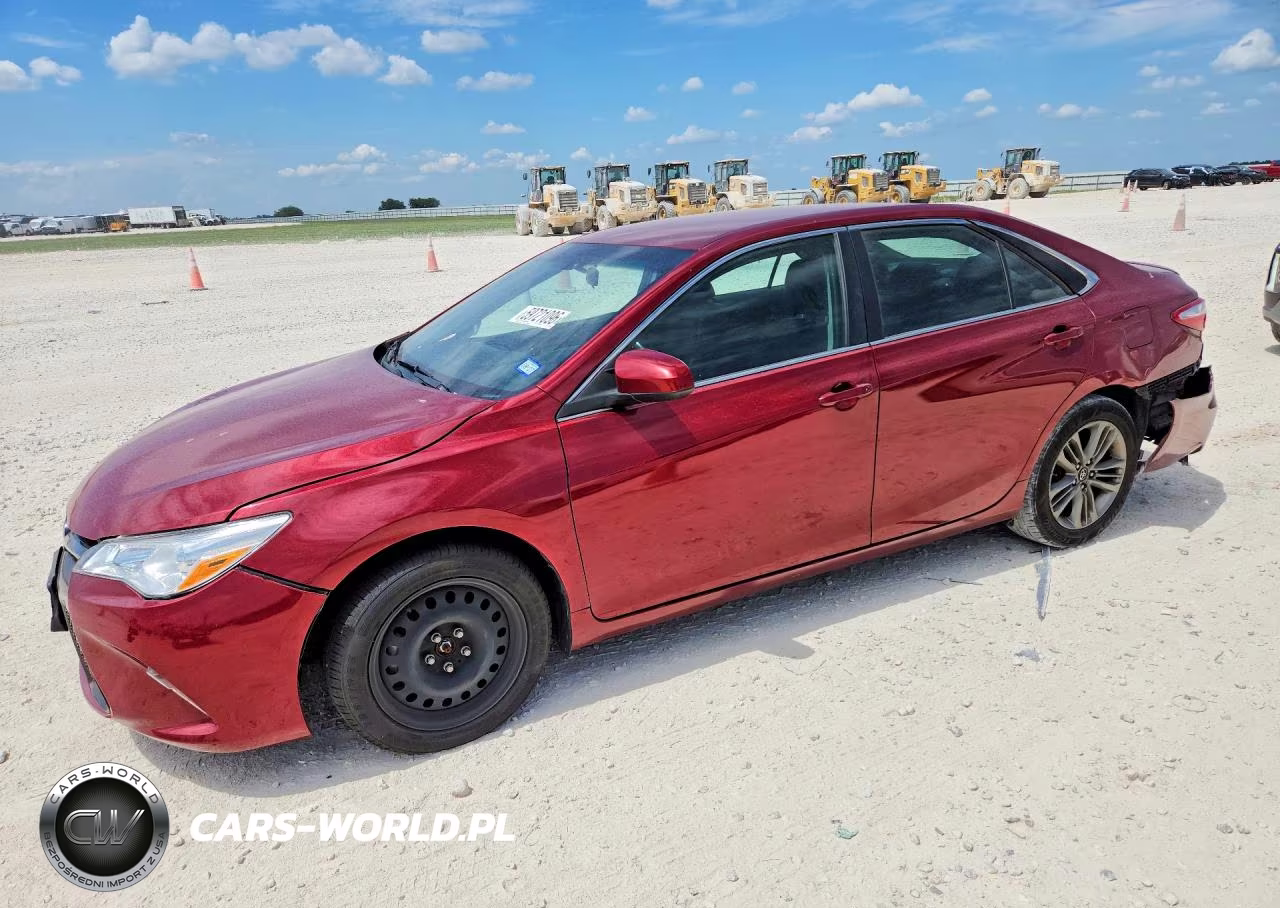 TOYOTA CAMRY