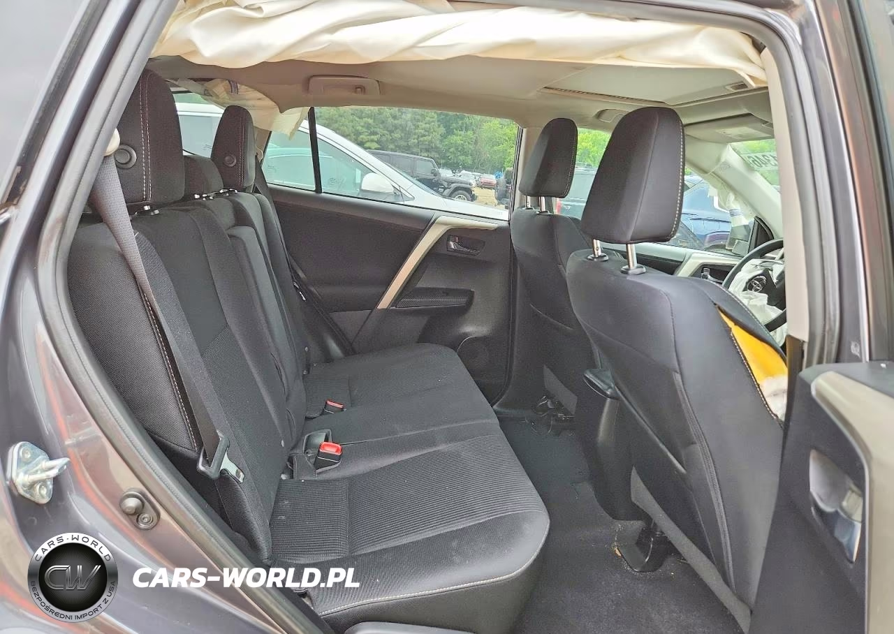 2015 Toyota Rav4 Xle VIN:2T3RFREV3FW310730 - 11