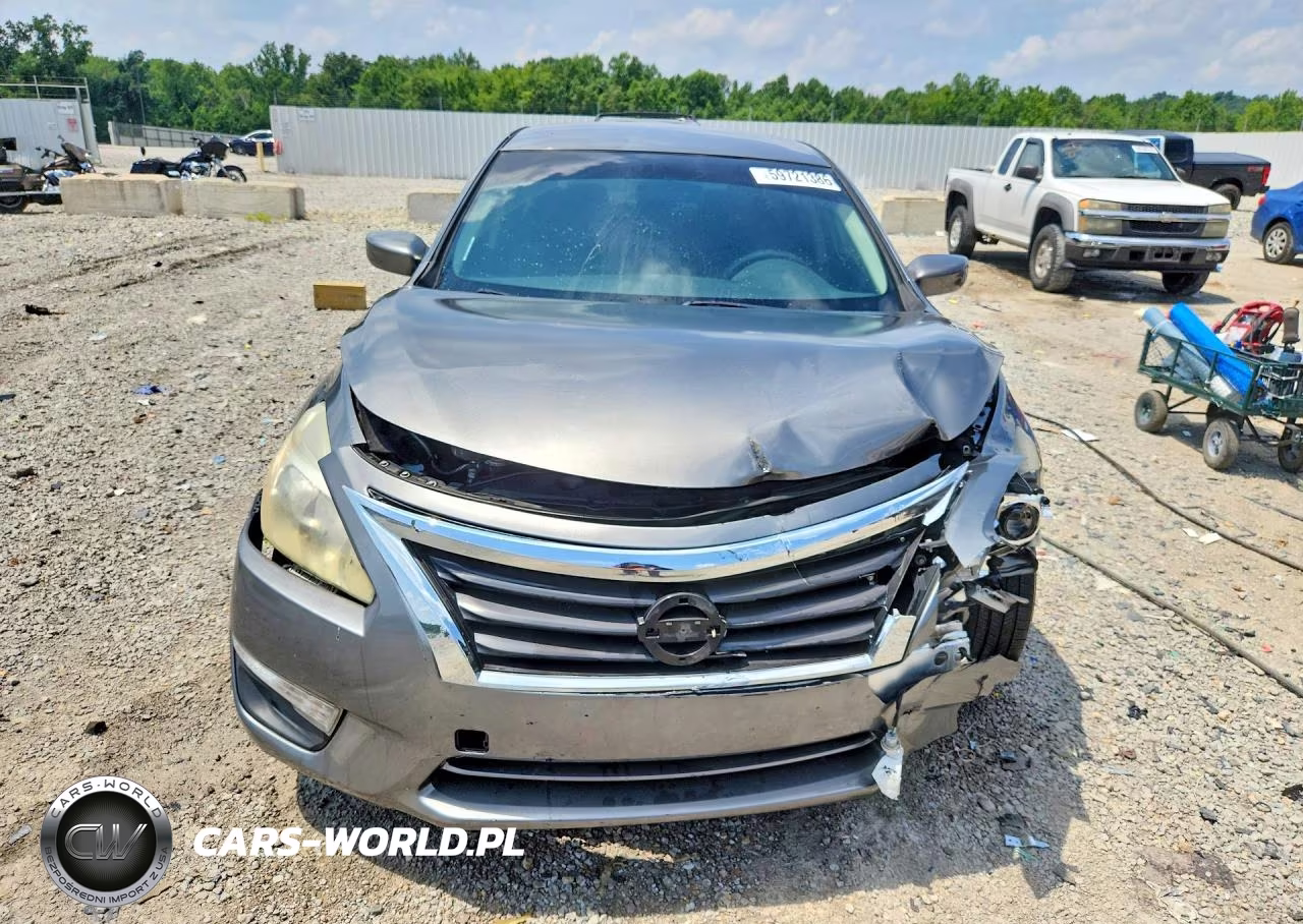 2014 Nissan Altima 2.5 S VIN:1N4AL3AP0EN357669 - 5
